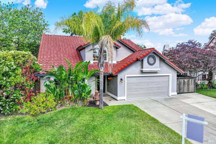 Property Photo: 231 Montville Court CA 95688