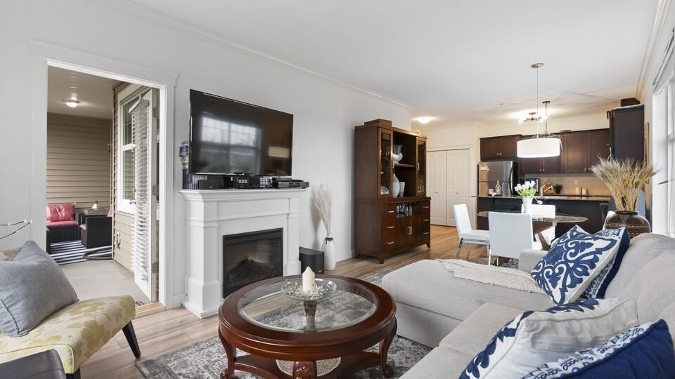 Property Photo: 17712 57A Avenue 213 BC V3S 1J1