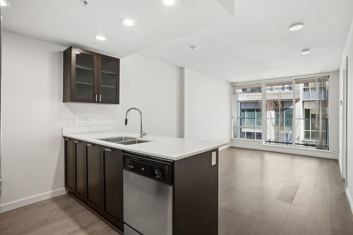 Property Photo: 4815 Eldorado Mews 206 BC V5R 0B2