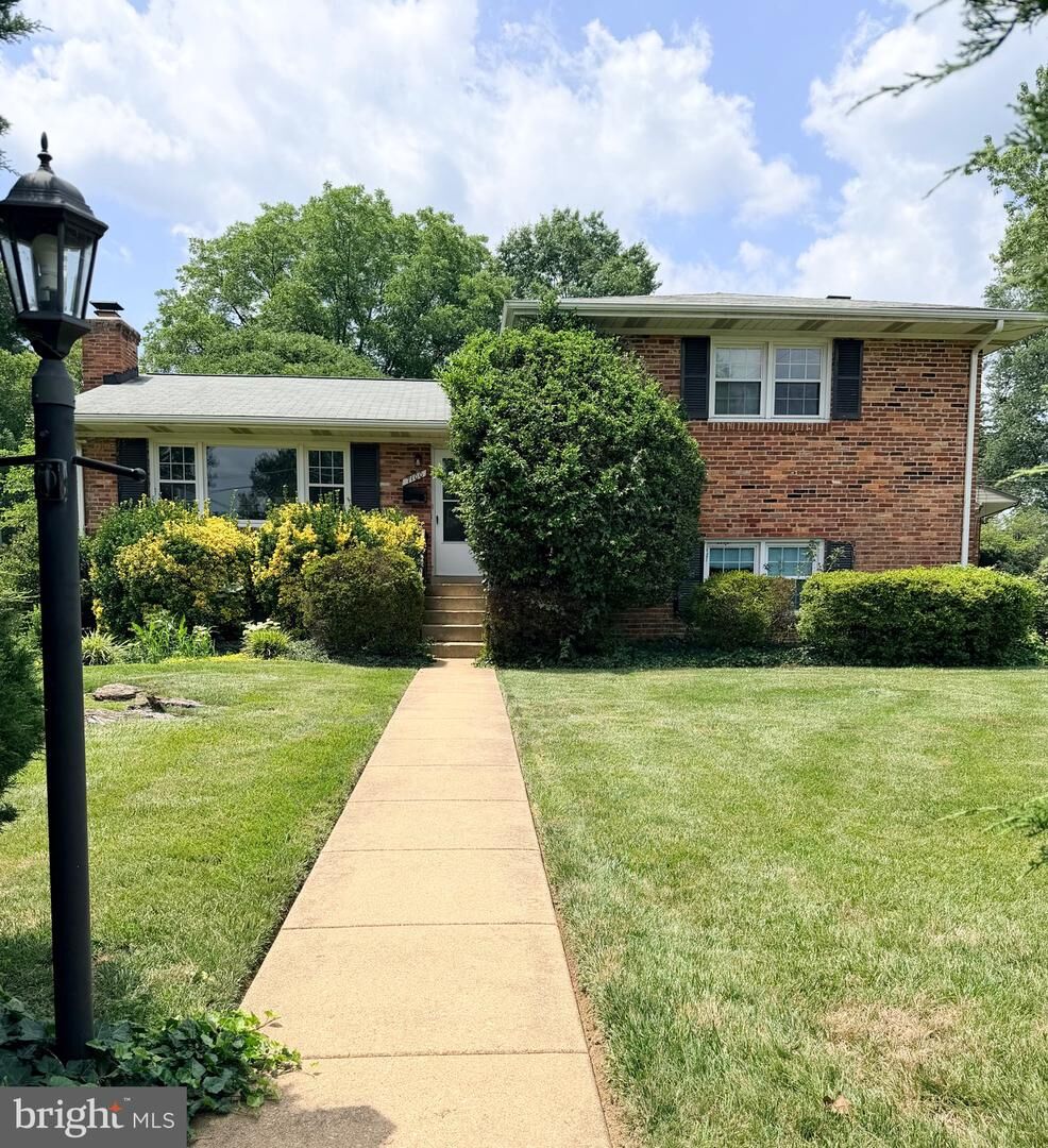 Property Photo:  7100 Tyndale Street  VA 22101 