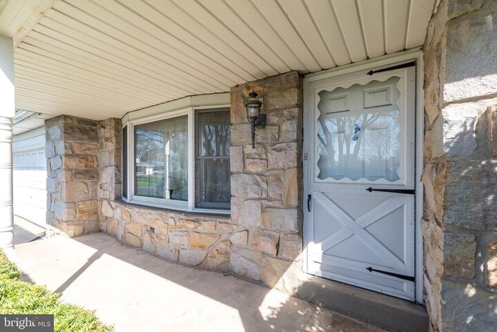 Property Photo:  33 Onyx Lane  PA 19525 