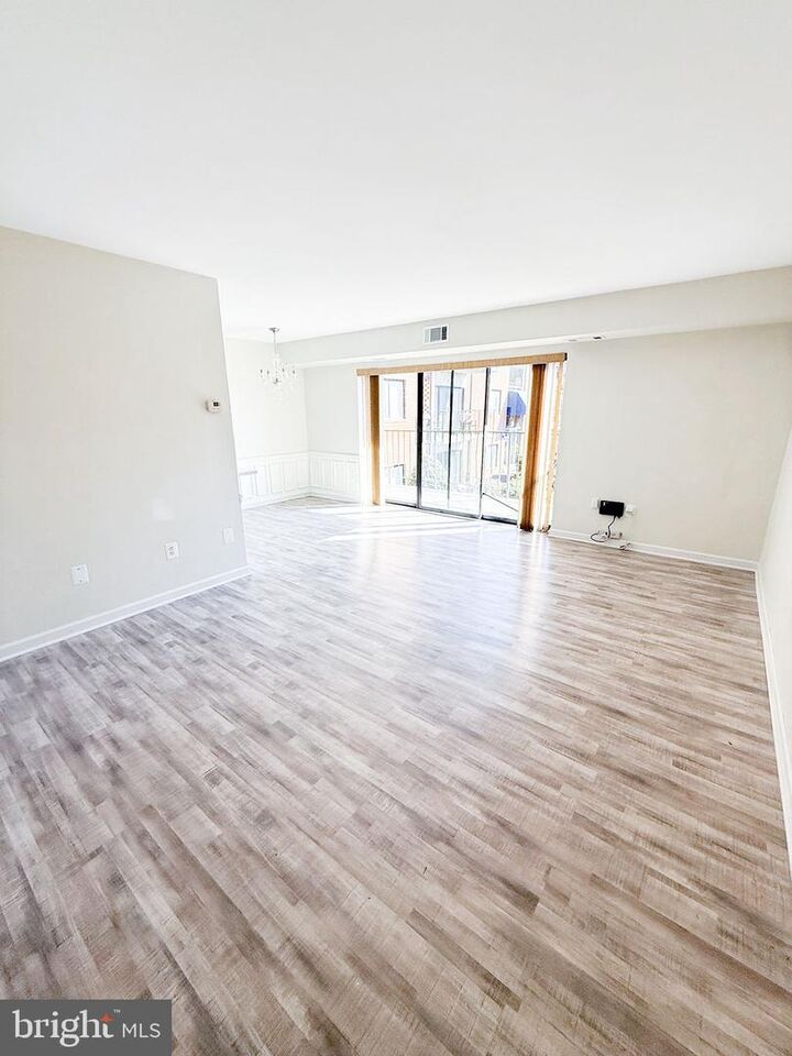 Property Photo:  7618 Savannah Street 104  VA 22043 