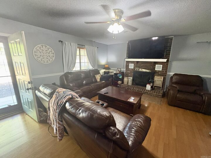Property Photo:  9 Allison Dr  AR 72023 