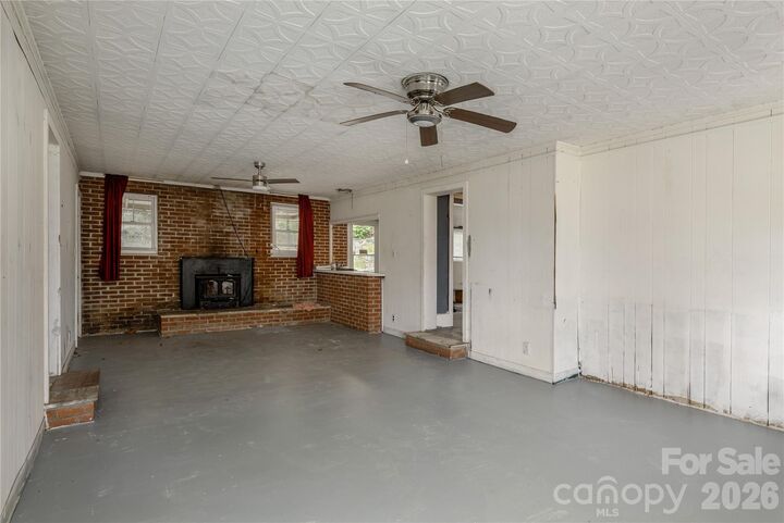 Property Photo:  603 Halsbury Avenue  NC 28791 