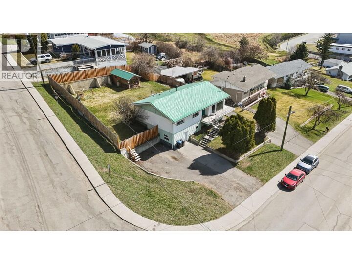 Property Photo: 496 Sixth Avenue BC V2G 2G7