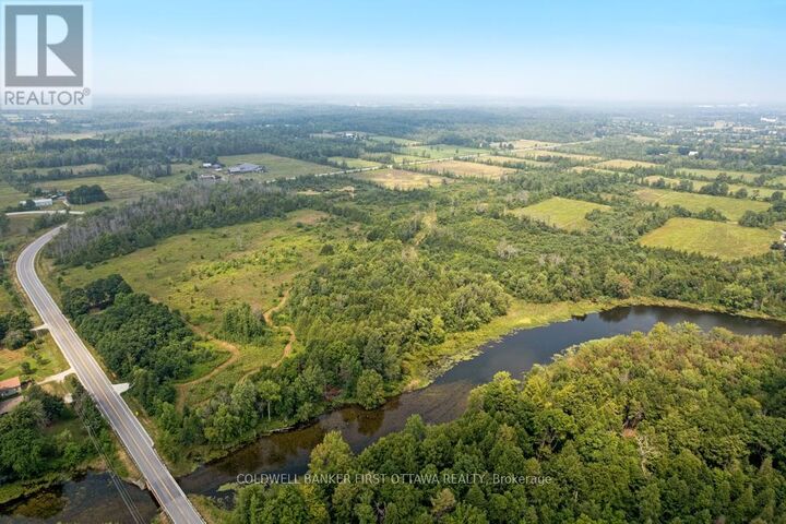 Photo de la propriété:  185 Althorpe Road  ON K7H 3C5 