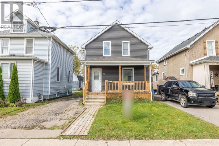 Photo de la propriété:  19 Duncan Street  ON L3B 2C5 