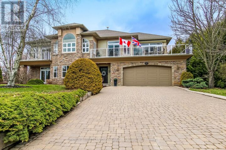 Property Photo:  627 George Street  ON N5L 1H4 