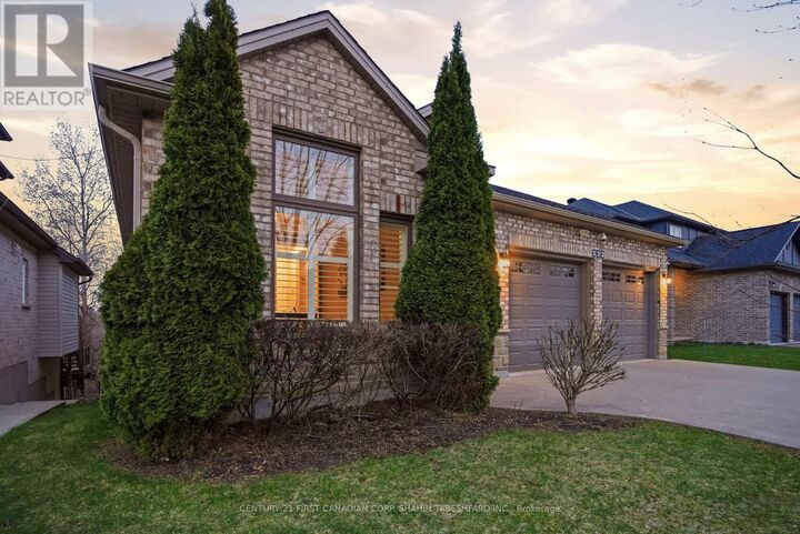 Property Photo:  322 Grasslands Way  ON N5X 0E2 