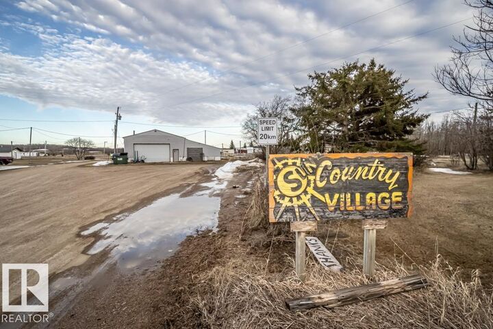 Property Photo:  57027 Sec Hwy 881  AB T0A 3A0 