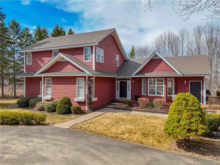 Photo de la propriété: 473 Golf Club Road NB E3B 5Z5