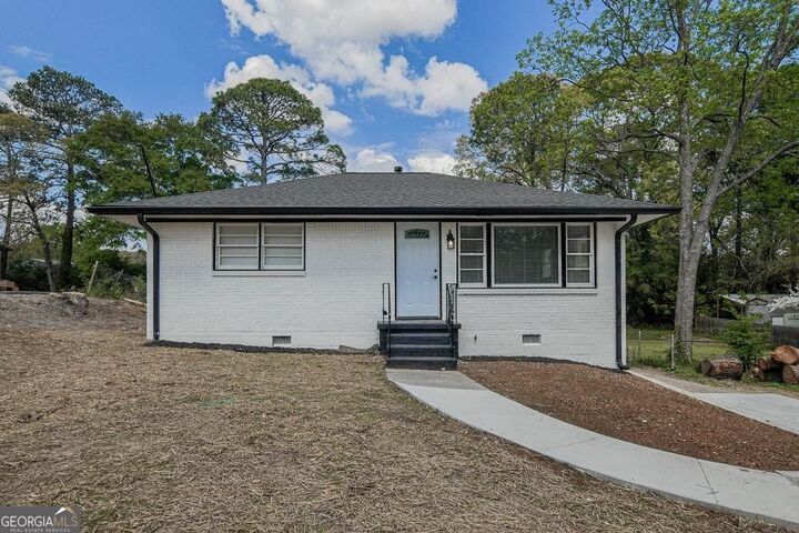 Property Photo:  1044 Rocksprings Street  GA 30297 