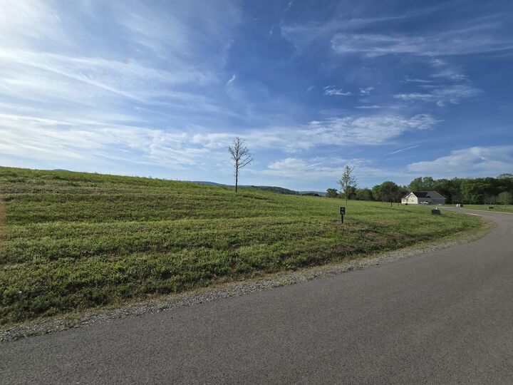 Property Photo:  Lot 96 Farmview Way Drive  TN 37327 
