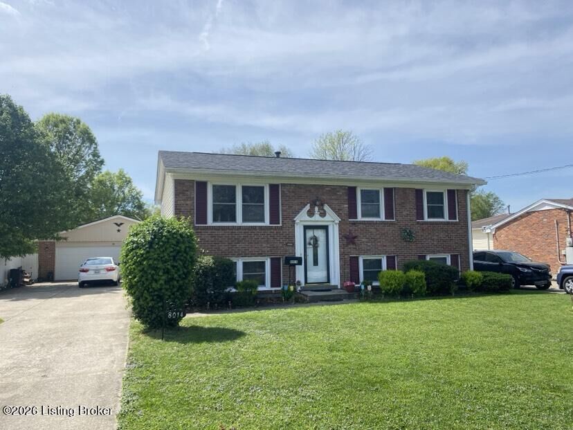 Property Photo:  8014 Broadfern Dr  KY 40291 