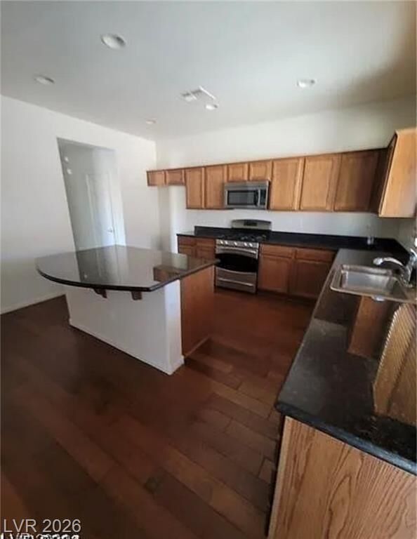 Property Photo:  6647 Brooklyn Heights Street  NV 89166 
