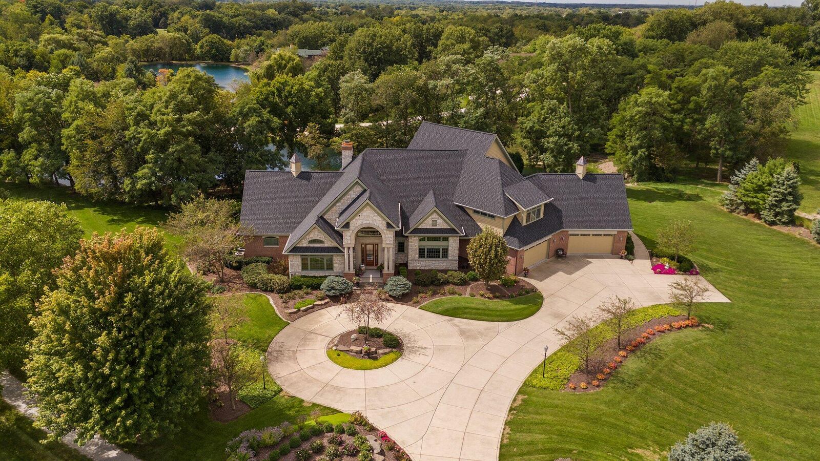 Property Photo:  2901 Pepper Creek Bridge Pkwy  IN 46385 