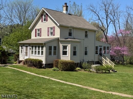 Property Photo:  10 Bellows Ln  NJ 07082 