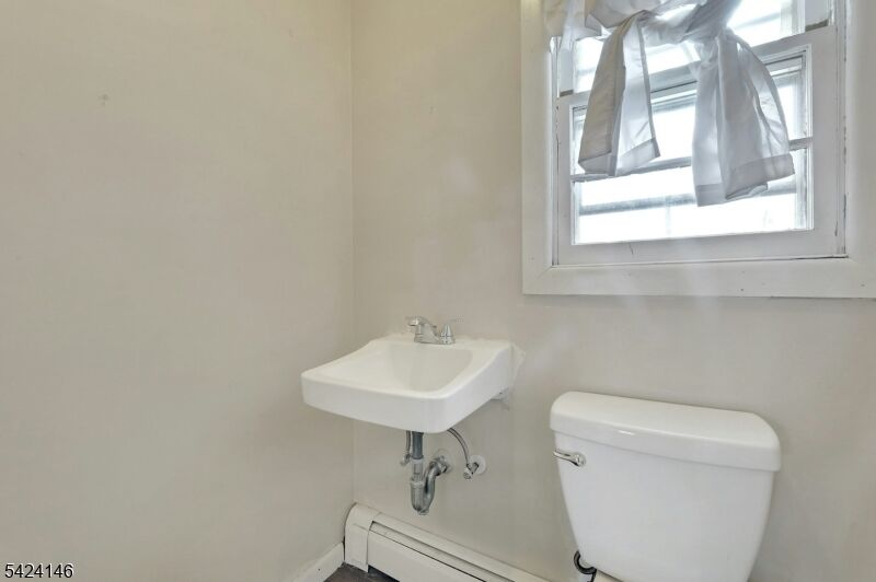 Property Photo:  264 Lincoln Pl  NJ 07026 