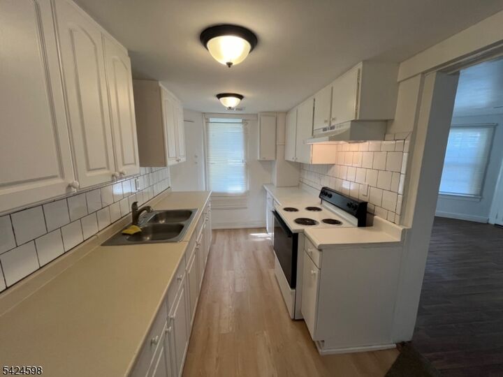 Property Photo:  155 W Washington Ave  NJ 07882 