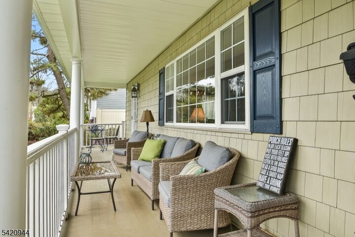 Property Photo:  21 Woodbrook Cir  NJ 07090 