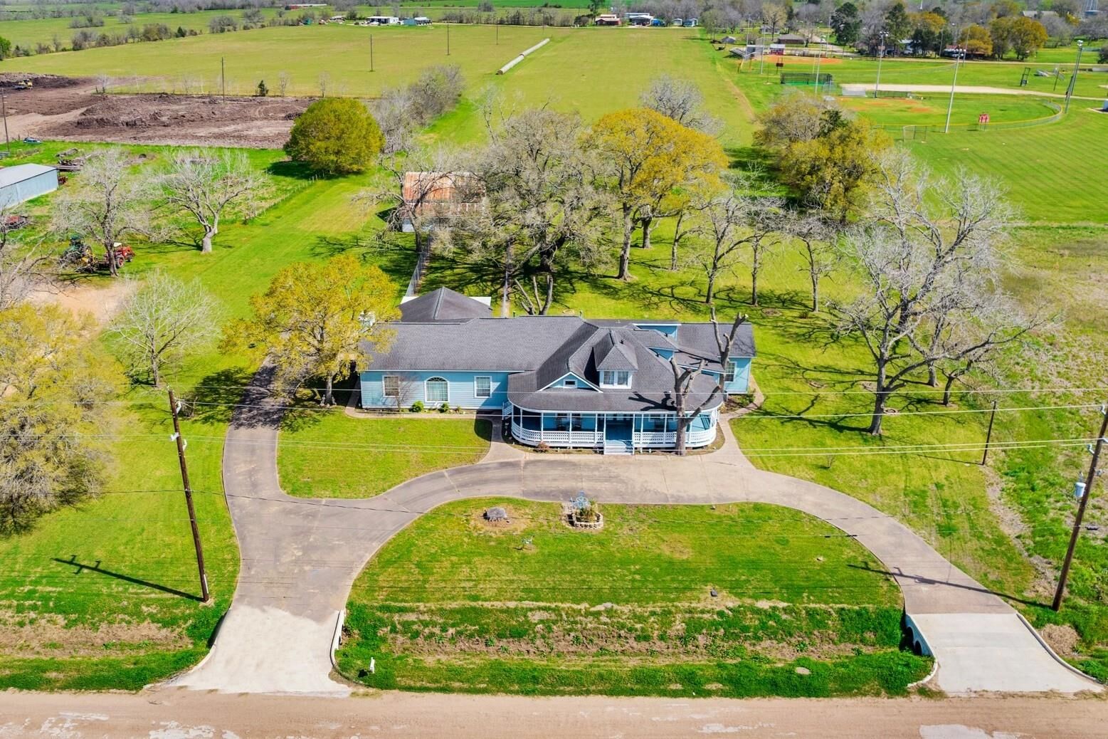 Property Photo:  7018 Railroad Street  TX 77485 