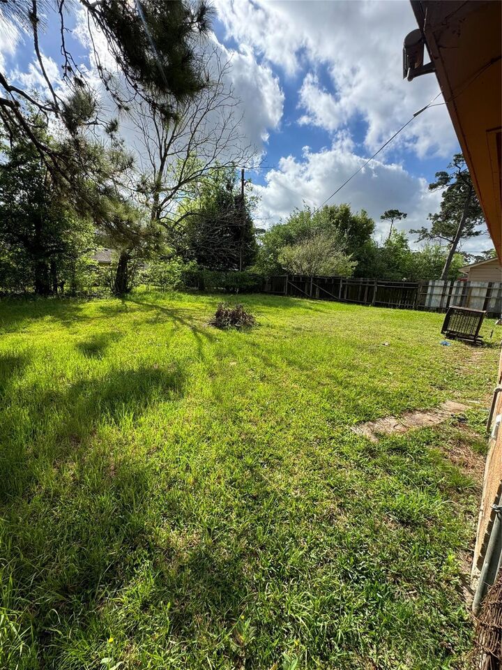 Property Photo:  11218 Blades Street  TX 77016 