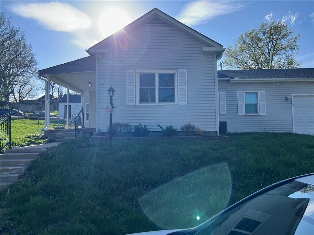 Property Photo: 510 N 26th Street MO 64501