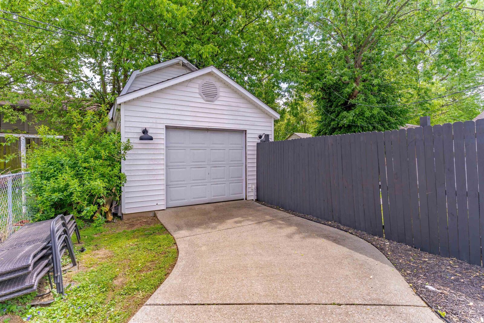 Property Photo:  2 Phillips Court  KY 42420 