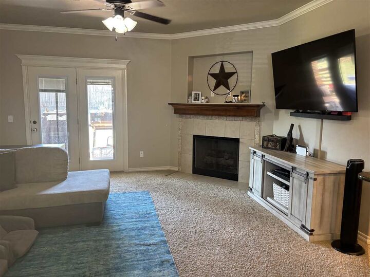 Property Photo:  11 NE Summerwood Dr  OK 73538 