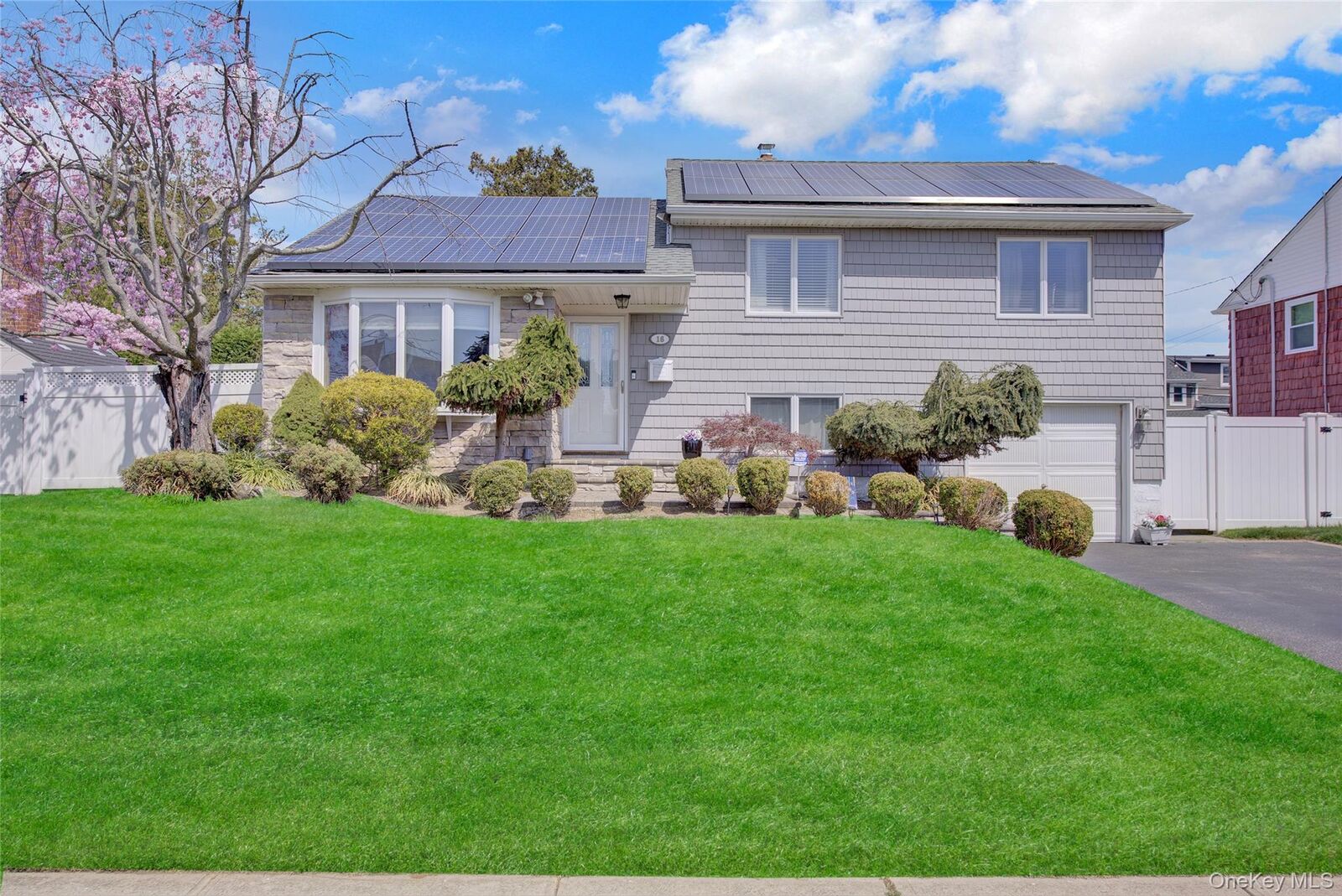 Property Photo:  16 Amherst Drive  NY 11758 