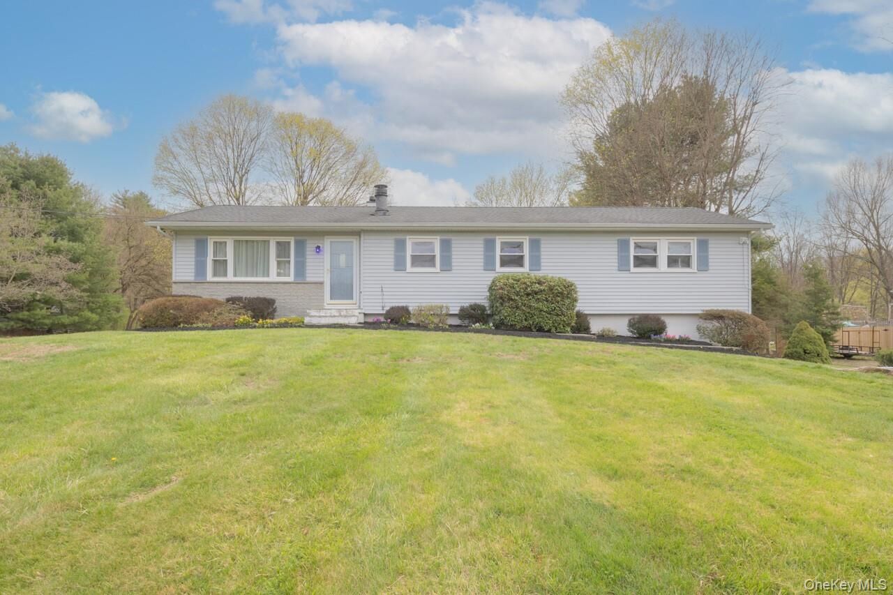 Property Photo:  27 Monaco Drive  NY 12533 