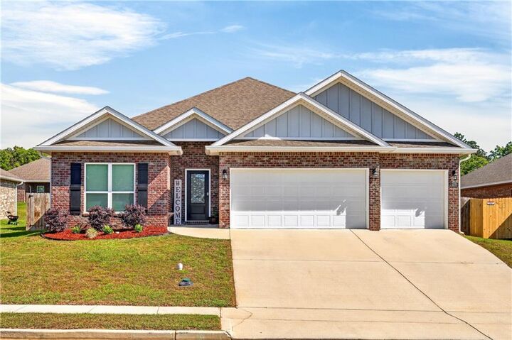 Property Photo:  3370 Woodlands Drive  AL 36571 
