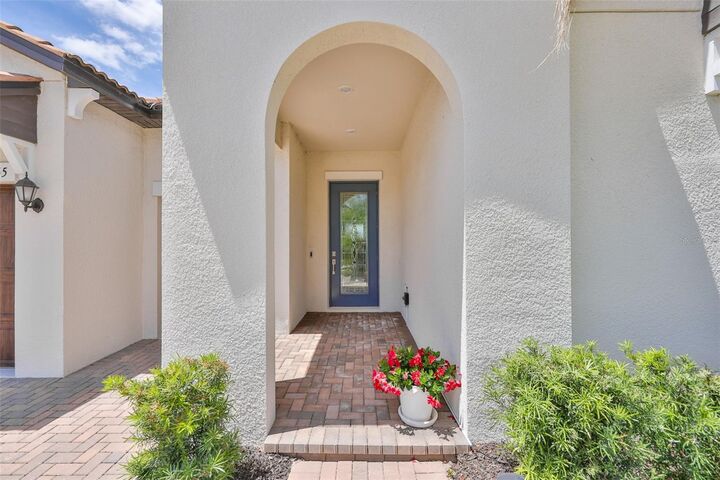 Property Photo:  16955 Scuba Crest Street  FL 33598 