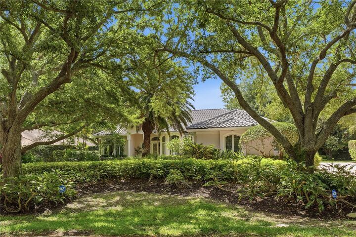 Property Photo: 402 Macewen Drive FL 34229