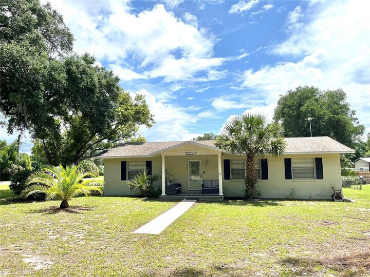 Property Photo: 407 Poinsettia Avenue FL 34731
