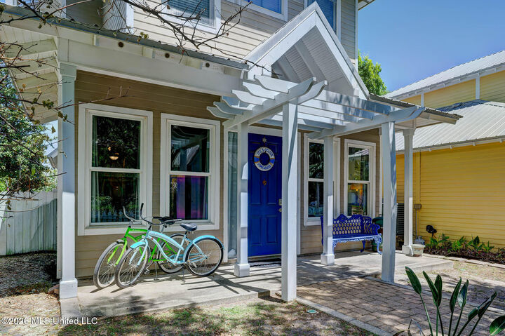 Property Photo:  17 Chapel Hill Road  MS 39520 