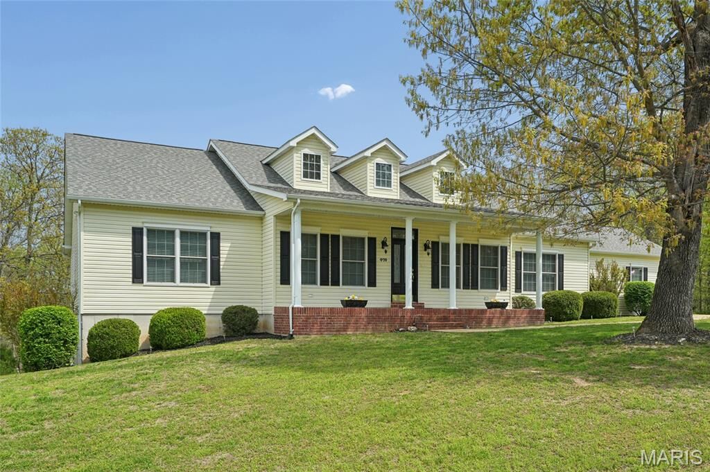 Property Photo: 474 Huntington Trails Drive MO 63028
