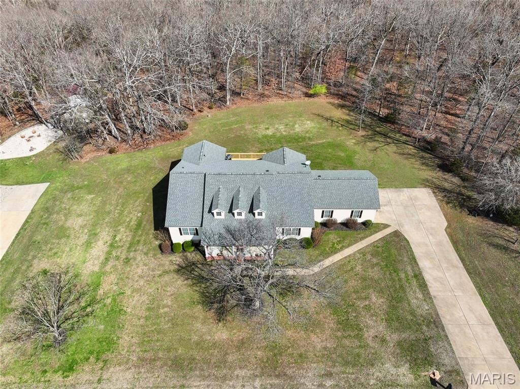 Property Photo:  474 Huntington Trails Drive  MO 63028 