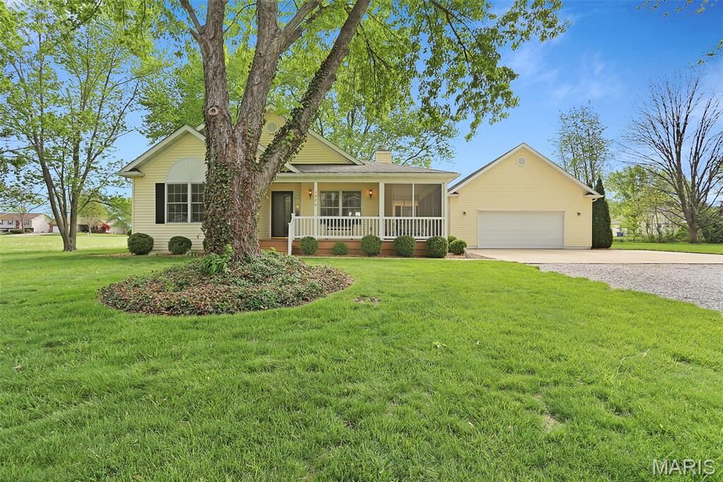 Property Photo:  1970 Captains Drive  IL 62097 