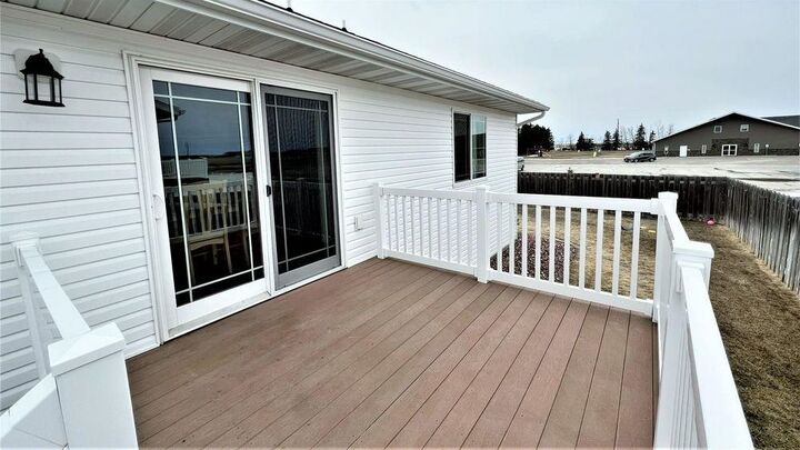 Property Photo:  1805 28th St NW  ND 58703 