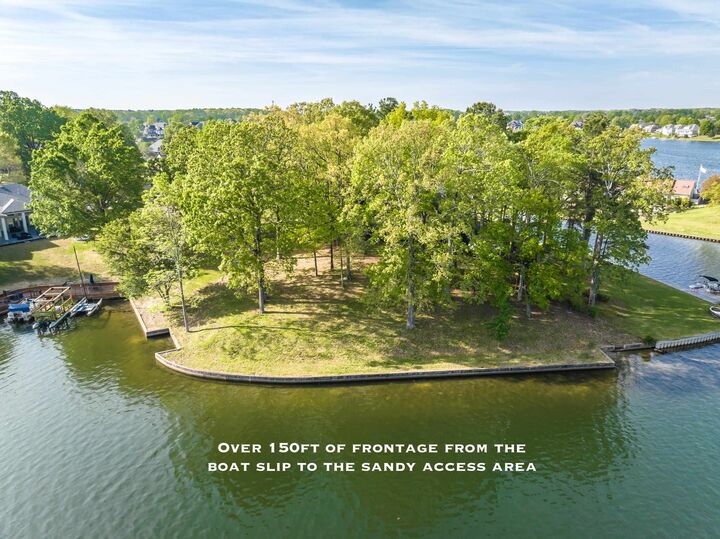 Property Photo:  9952 Loch Lucerne Pt  TN 38002 