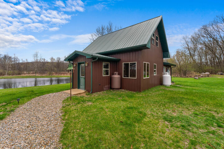 Property Photo:  1841 N Bunn Road  MI 49242 