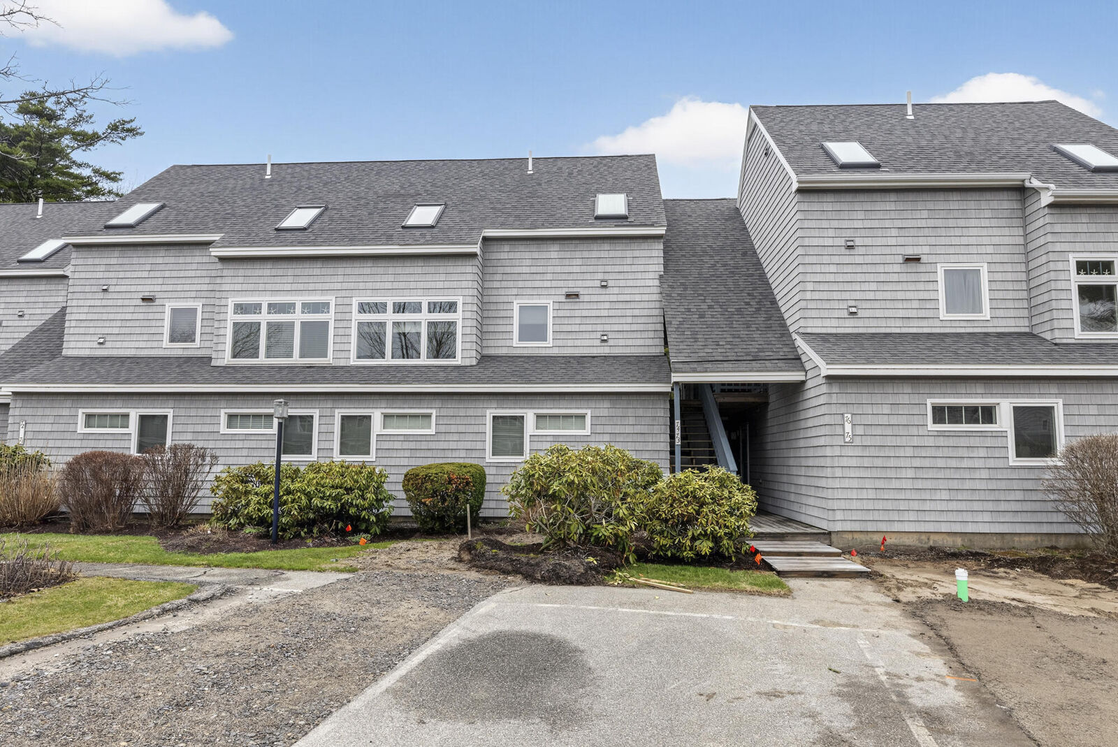Property Photo: 146 W Grand Avenue 74 ME 04064