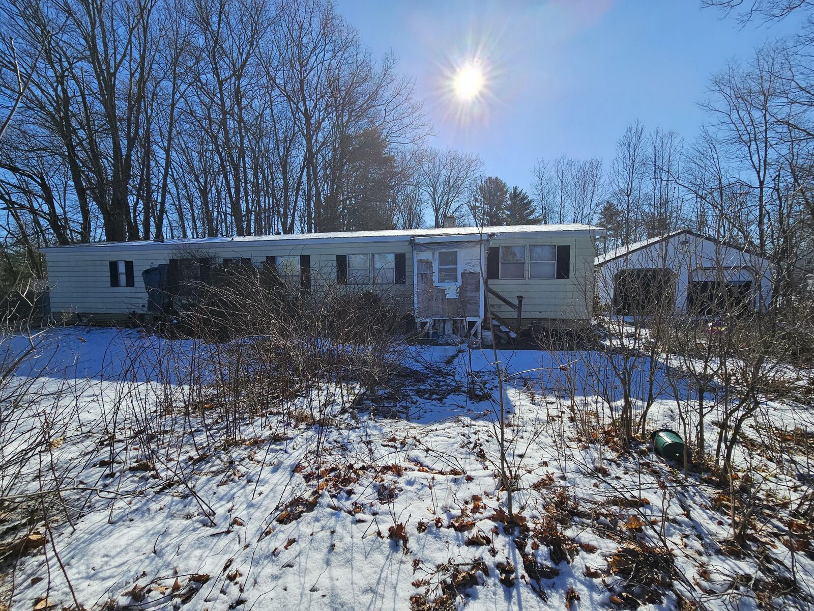 Property Photo: 7 Gendreau Lane ME 04073