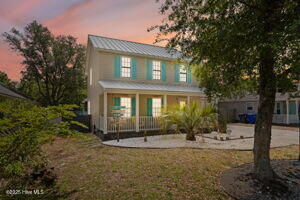 Property Photo:  124 NE 15th Street  NC 28465 