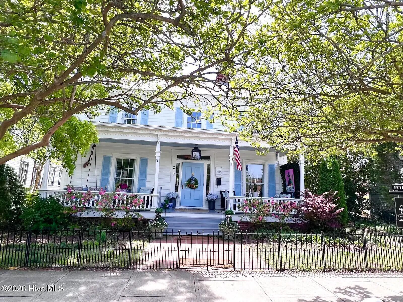 Property Photo:  219 Pollock Street  NC 28560 