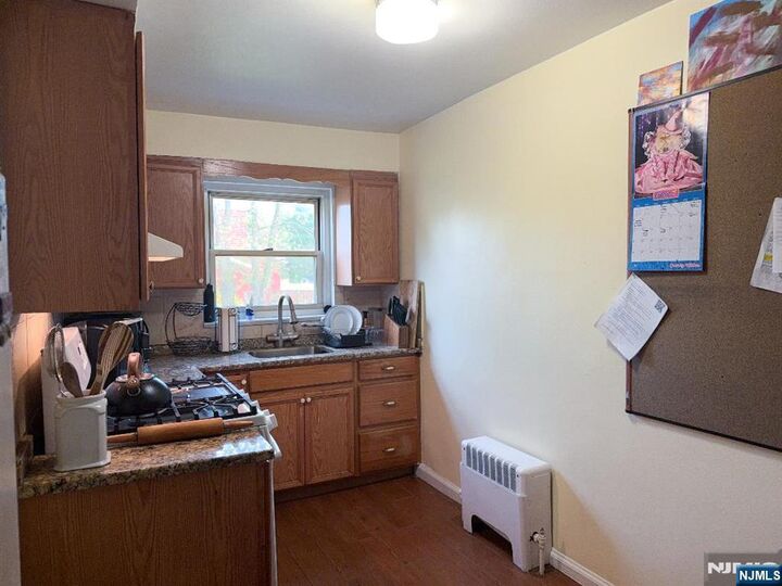 Property Photo:  451 Heath Place 2  NJ 07601 