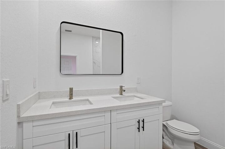 Property Photo: 560 Genoa Ave S FL 33974