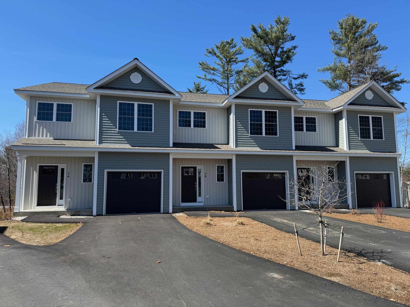 Property Photo:  7A Dearborn Circle  NH 03045 