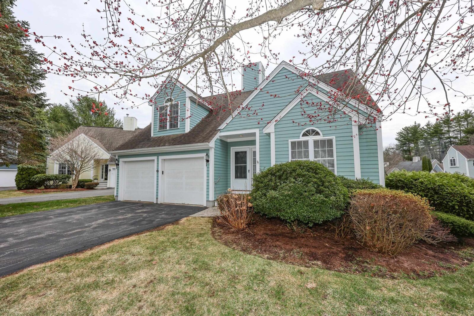 Property Photo:  49 Drakes Landing  NH 03842 